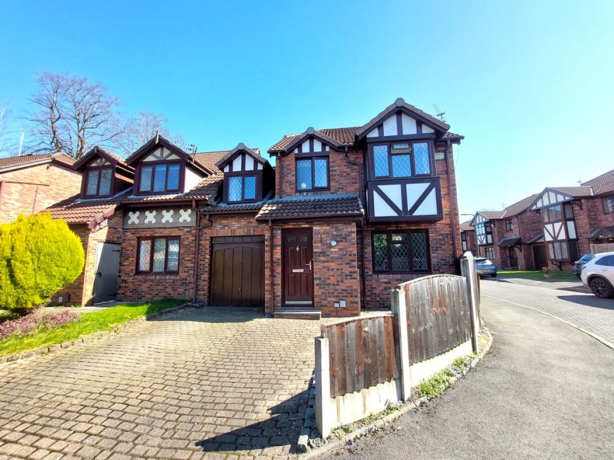 Tudor Court, Prestwich, M25