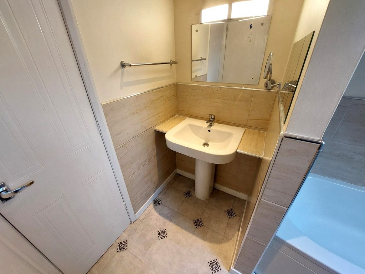 Tudor Court, Prestwich, M25