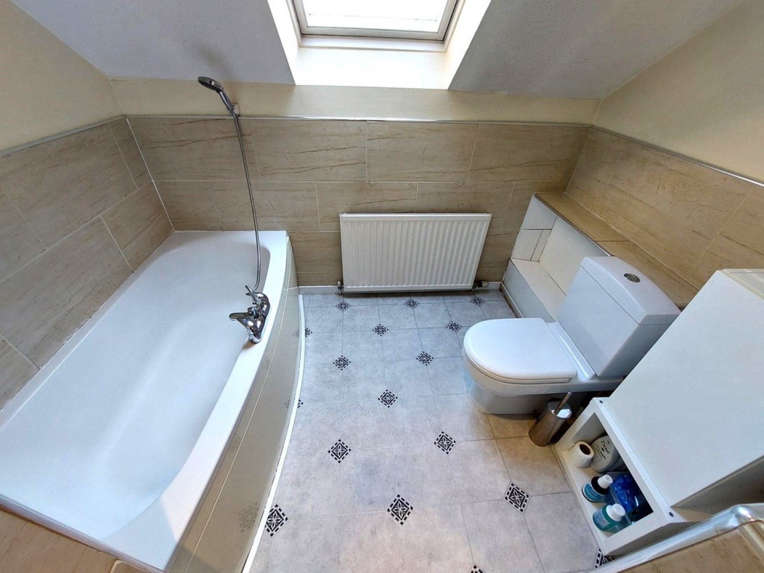 Tudor Court, Prestwich, M25