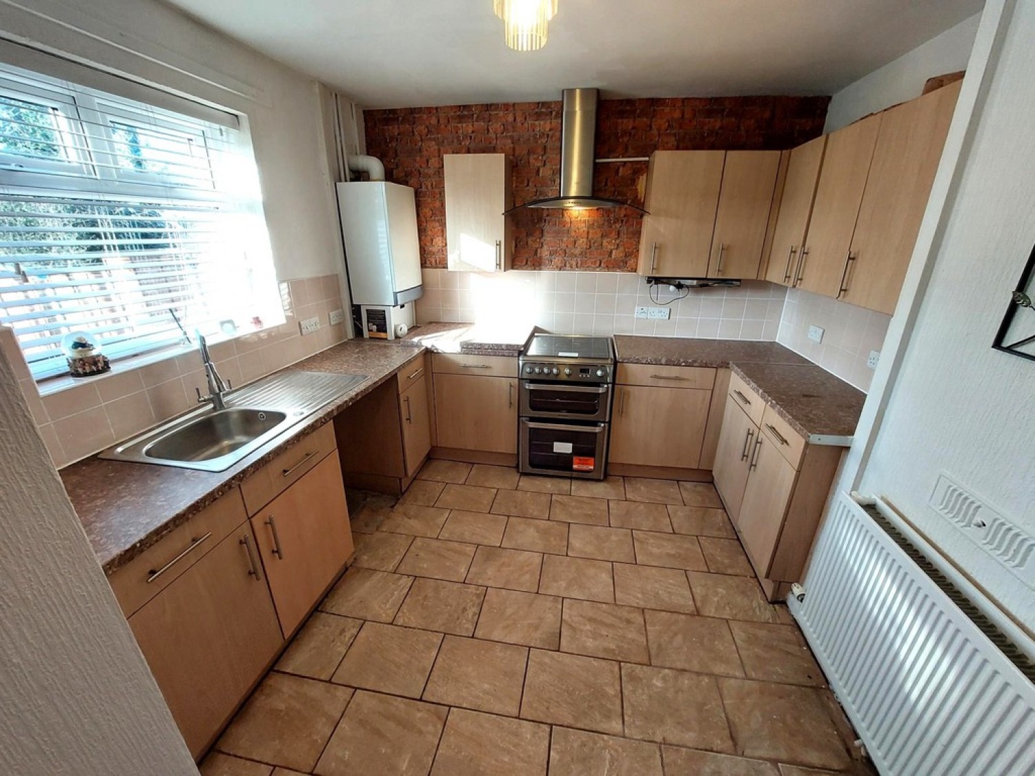 3 bedroom House for Letting Malton Avenue, Whitefield, Manchester