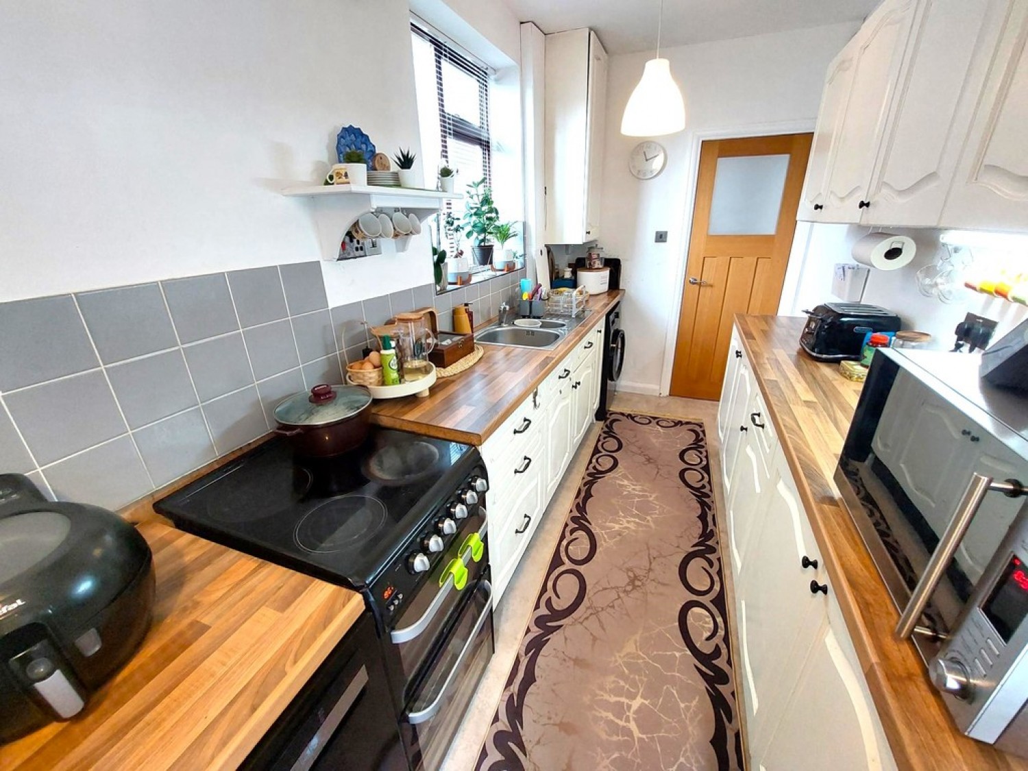 Bury New Road, Whitefield, M45