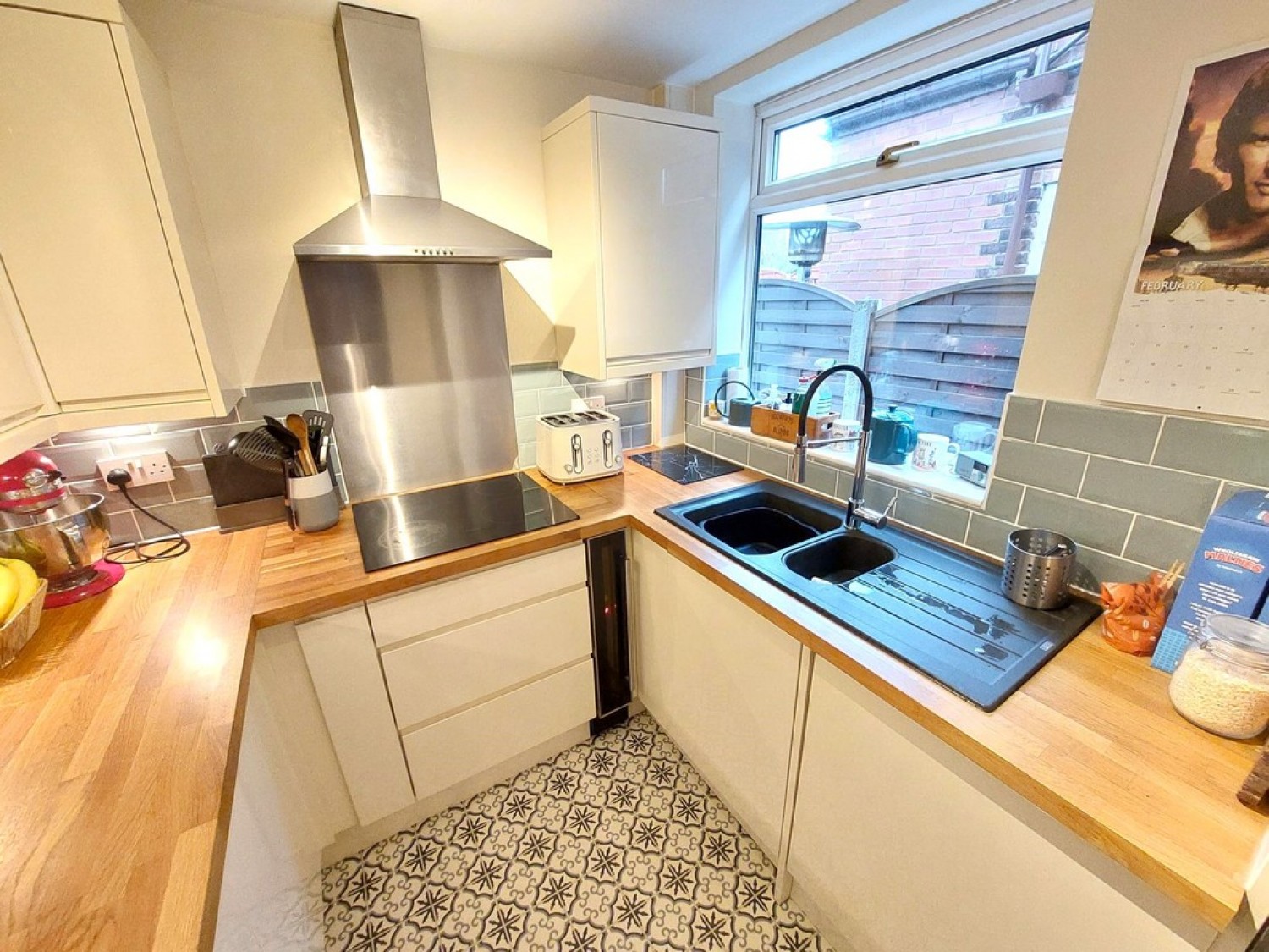 Heaton Street, Prestwich, M25