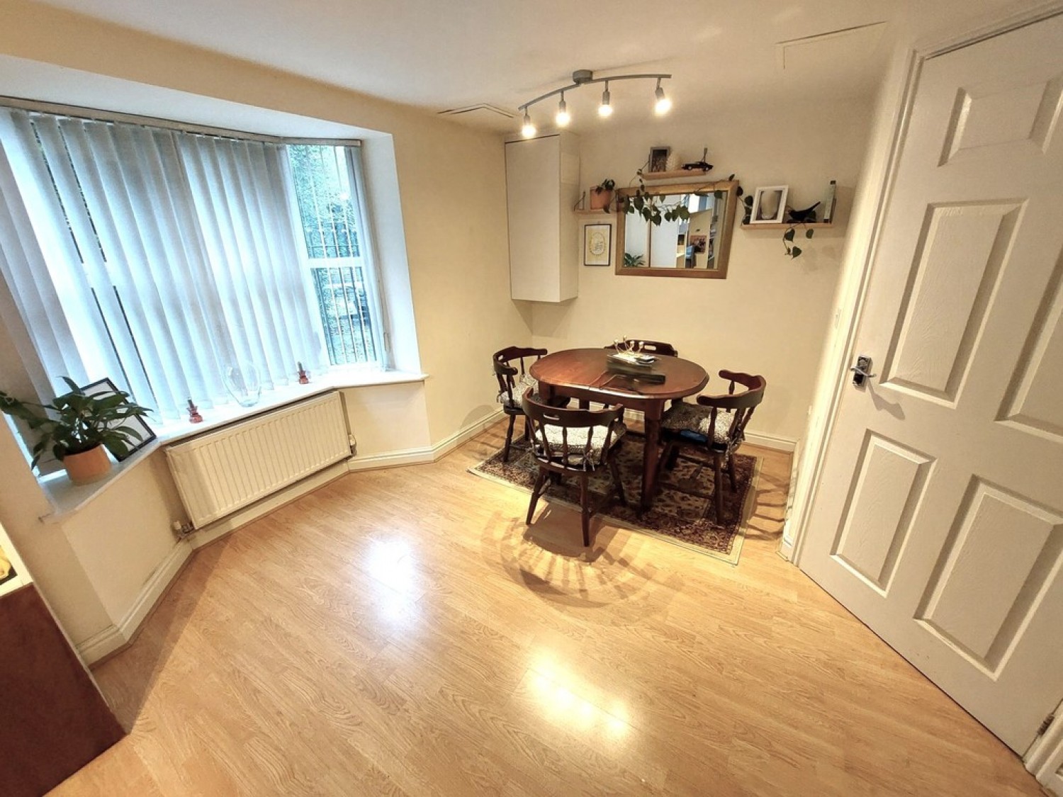 Oakhurst Gardens, Prestwich, M25