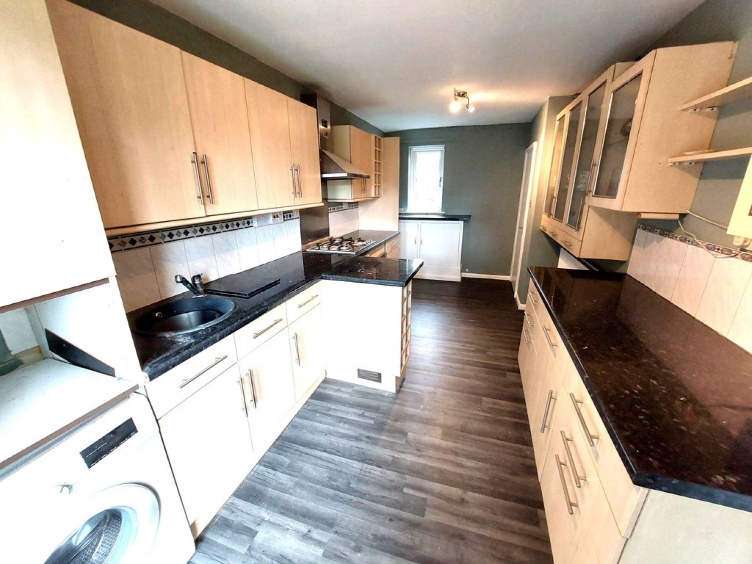 Langley Avenue, Prestwich, M25