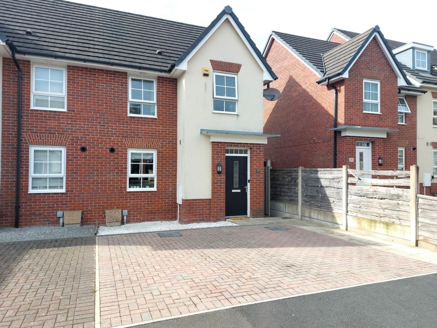 Rayleigh Close, Radcliffe