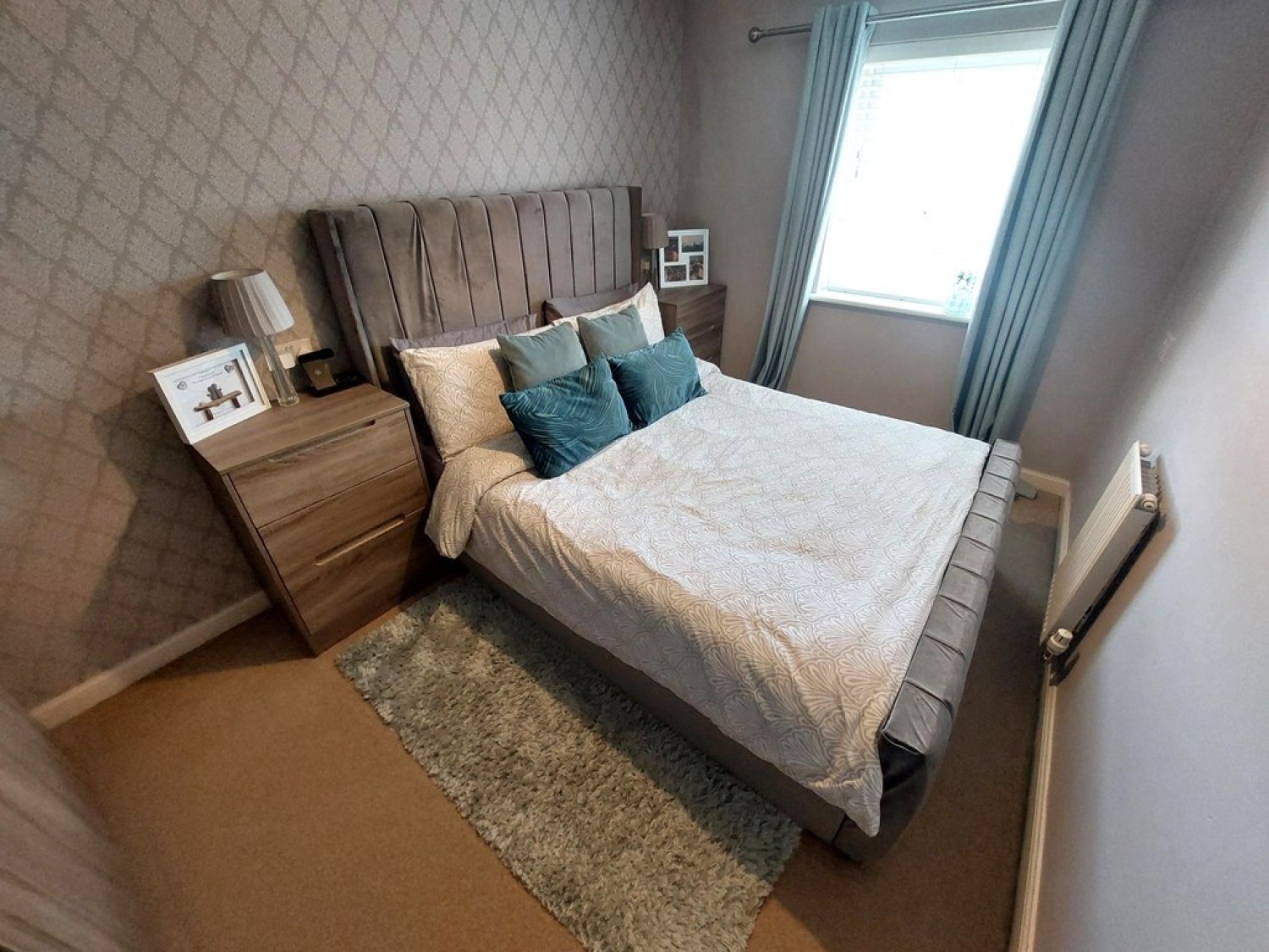 Rayleigh Close, Radcliffe