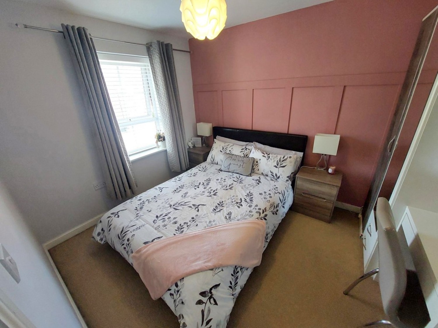 Rayleigh Close, Radcliffe