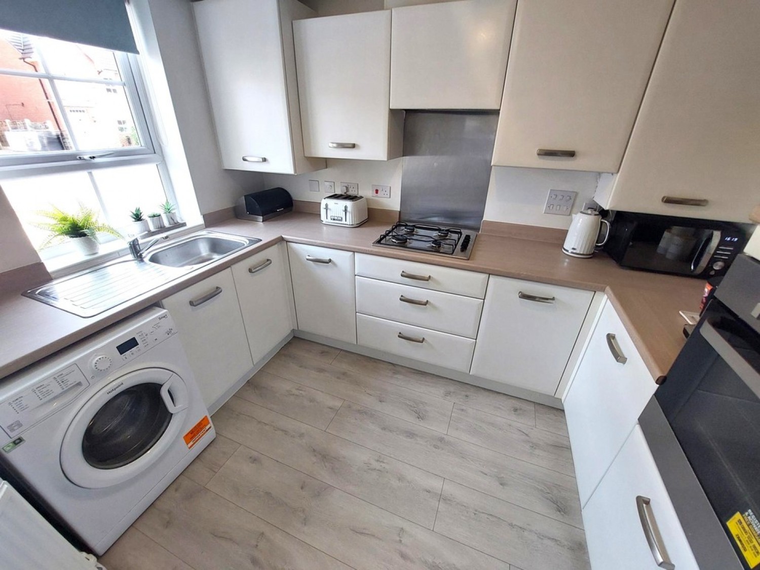 Rayleigh Close, Radcliffe