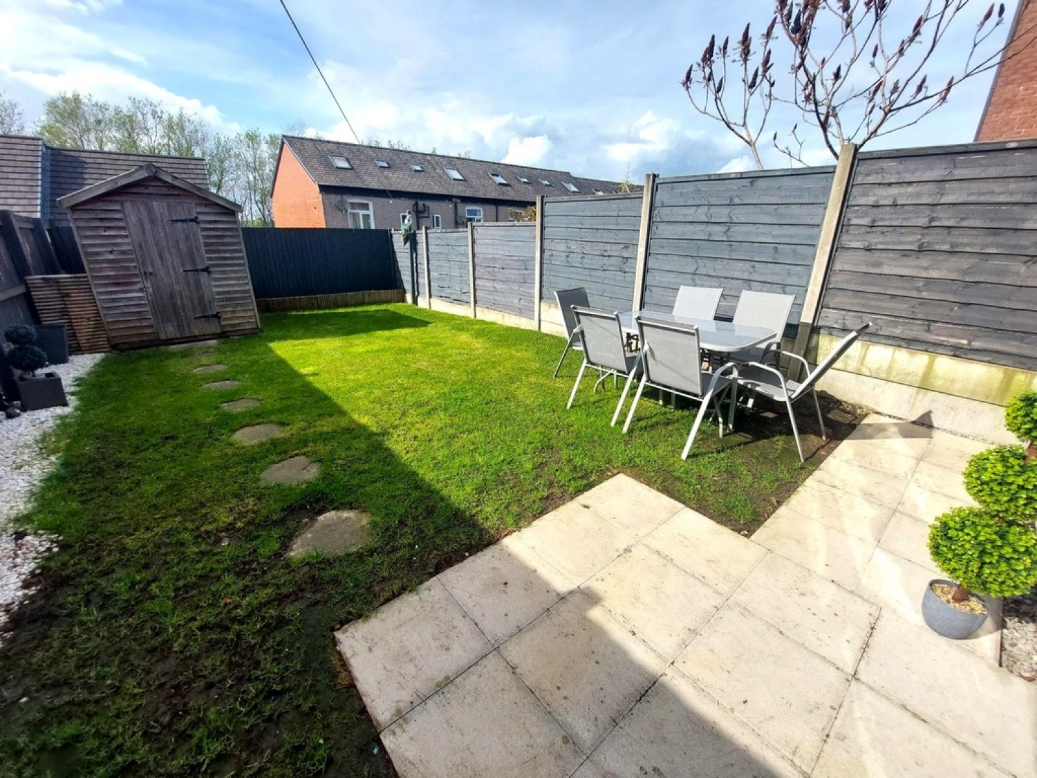 Rayleigh Close, Radcliffe