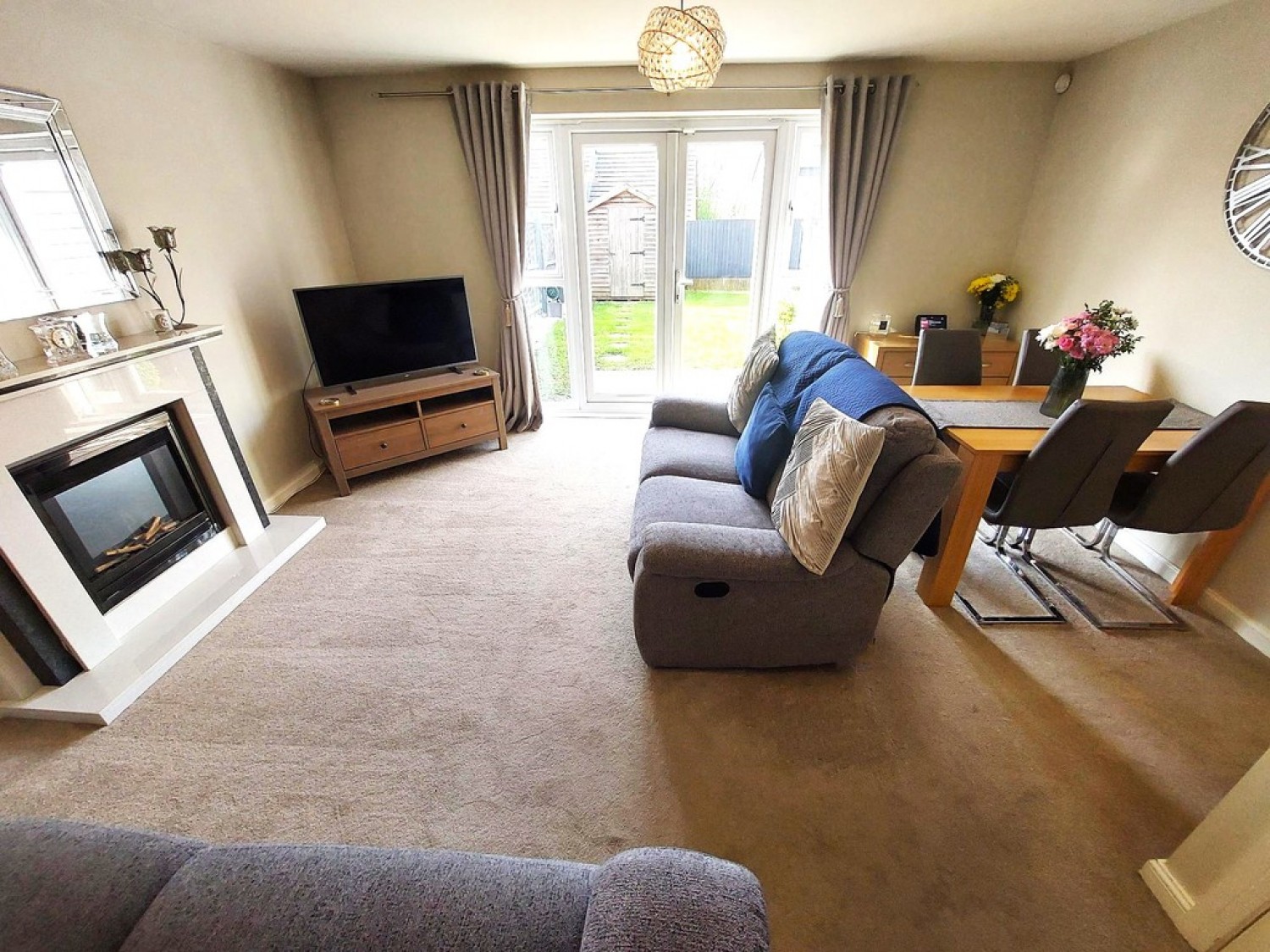 Rayleigh Close, Radcliffe