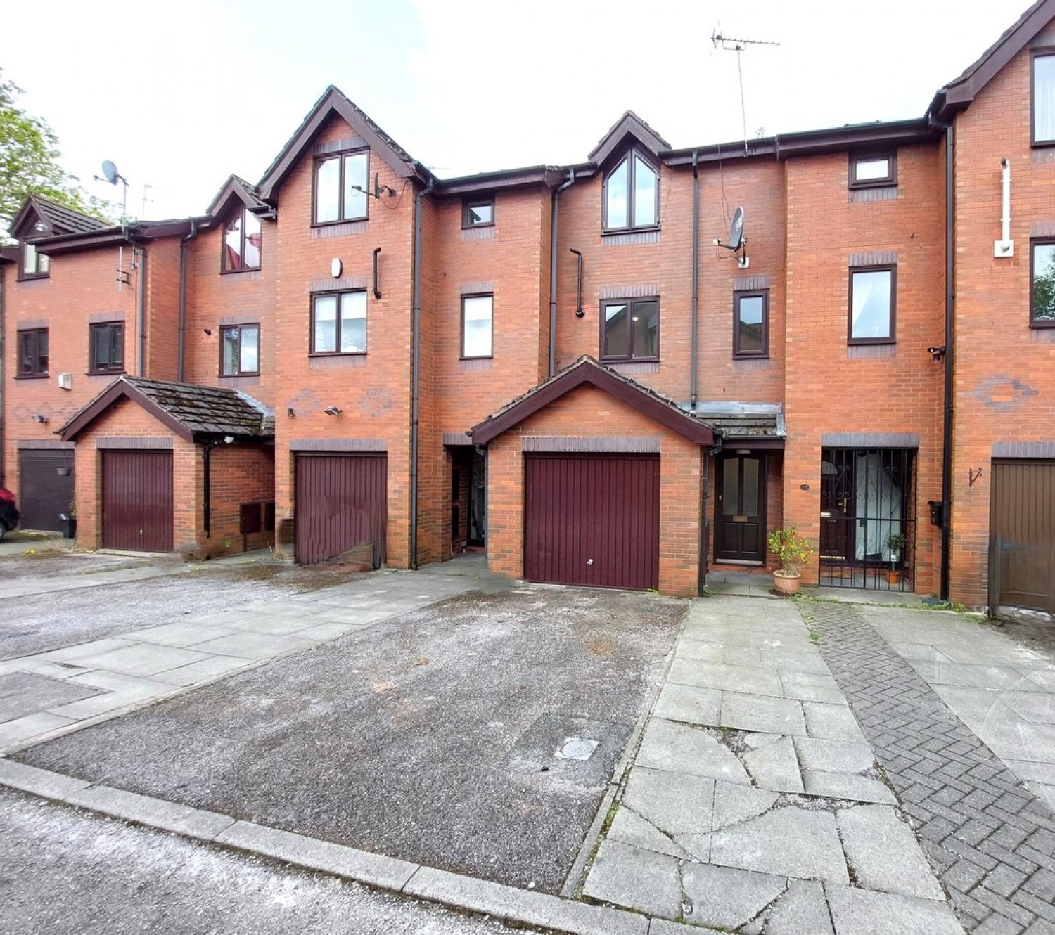 Grosvenor House, Grosvenor Mews, Crumpsall