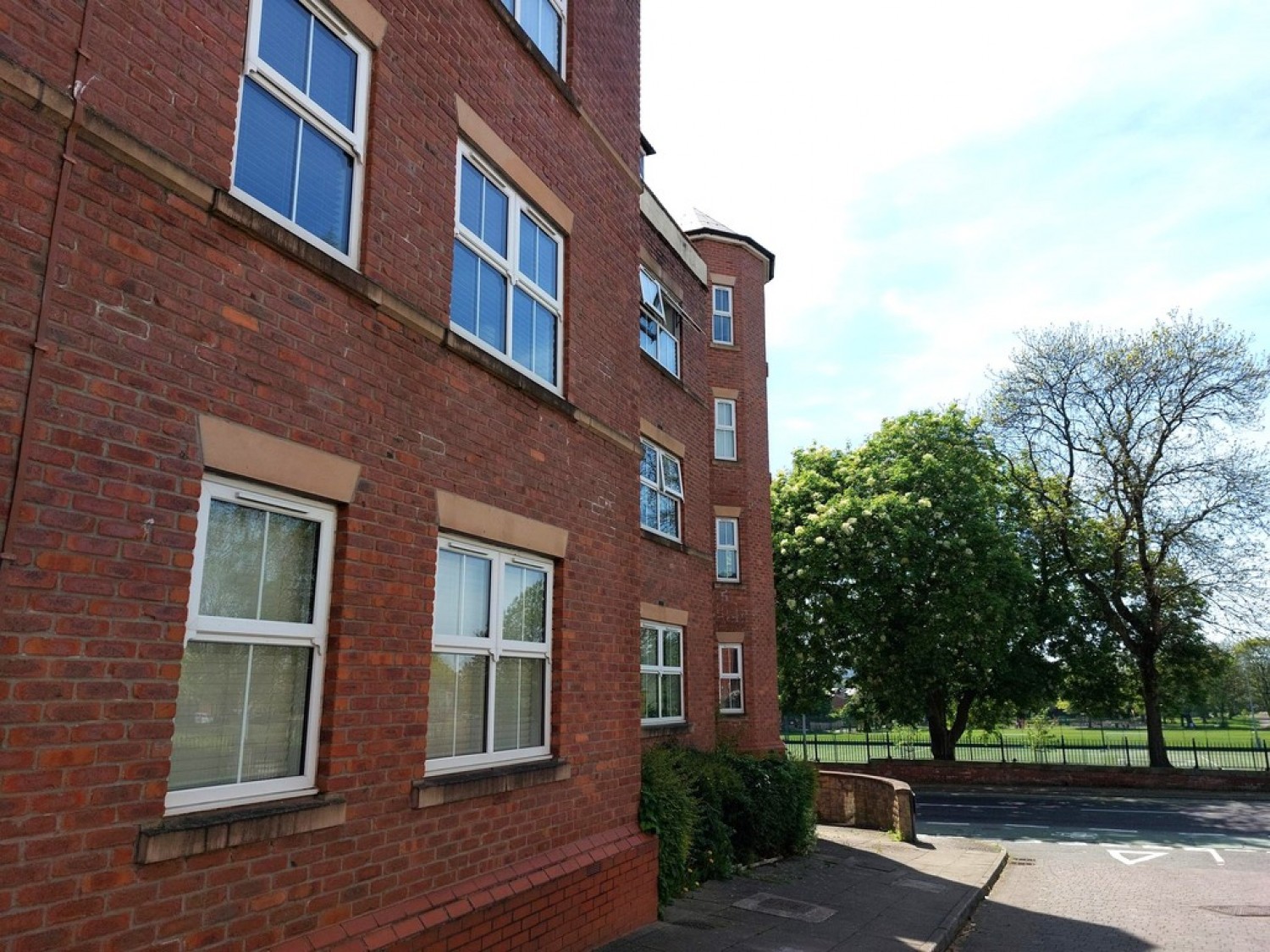 Great Clowes Street, Salford, M7