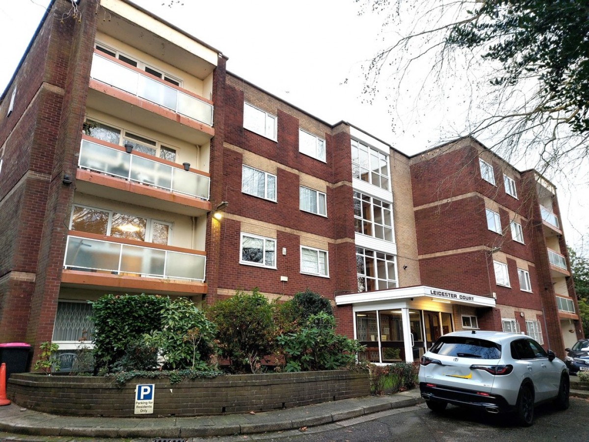 Leicester Court, Salford, M7