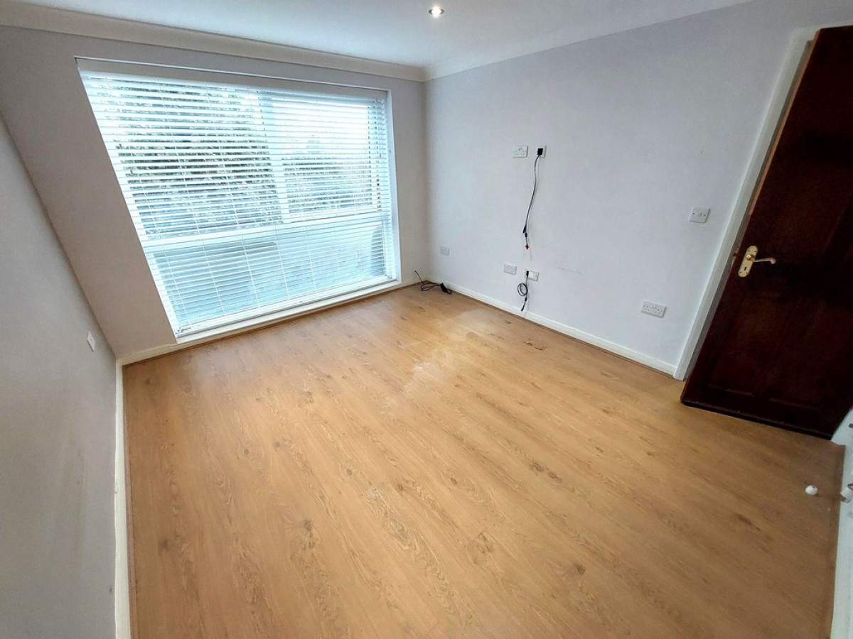 Leicester Court, Salford, M7