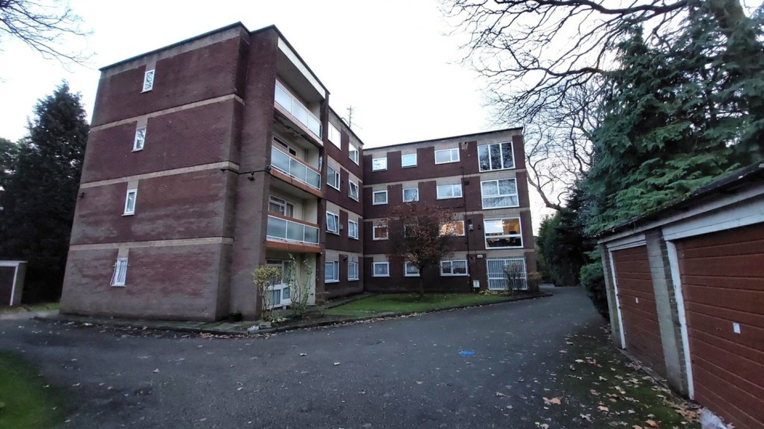 3 bedroom Flat for Sale Leicester Court, Salford, M7