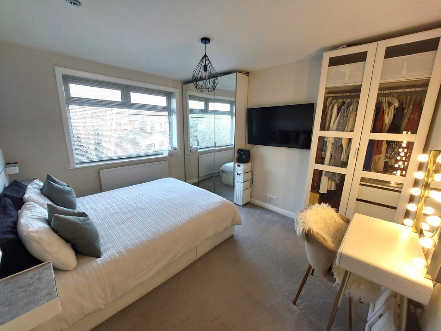 3 bedroom House in Heaton Street, Prestwich, M25