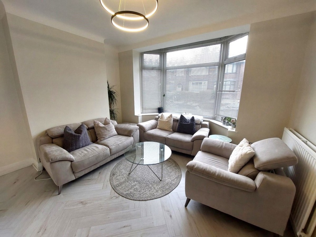 Heaton Street, Prestwich, M25