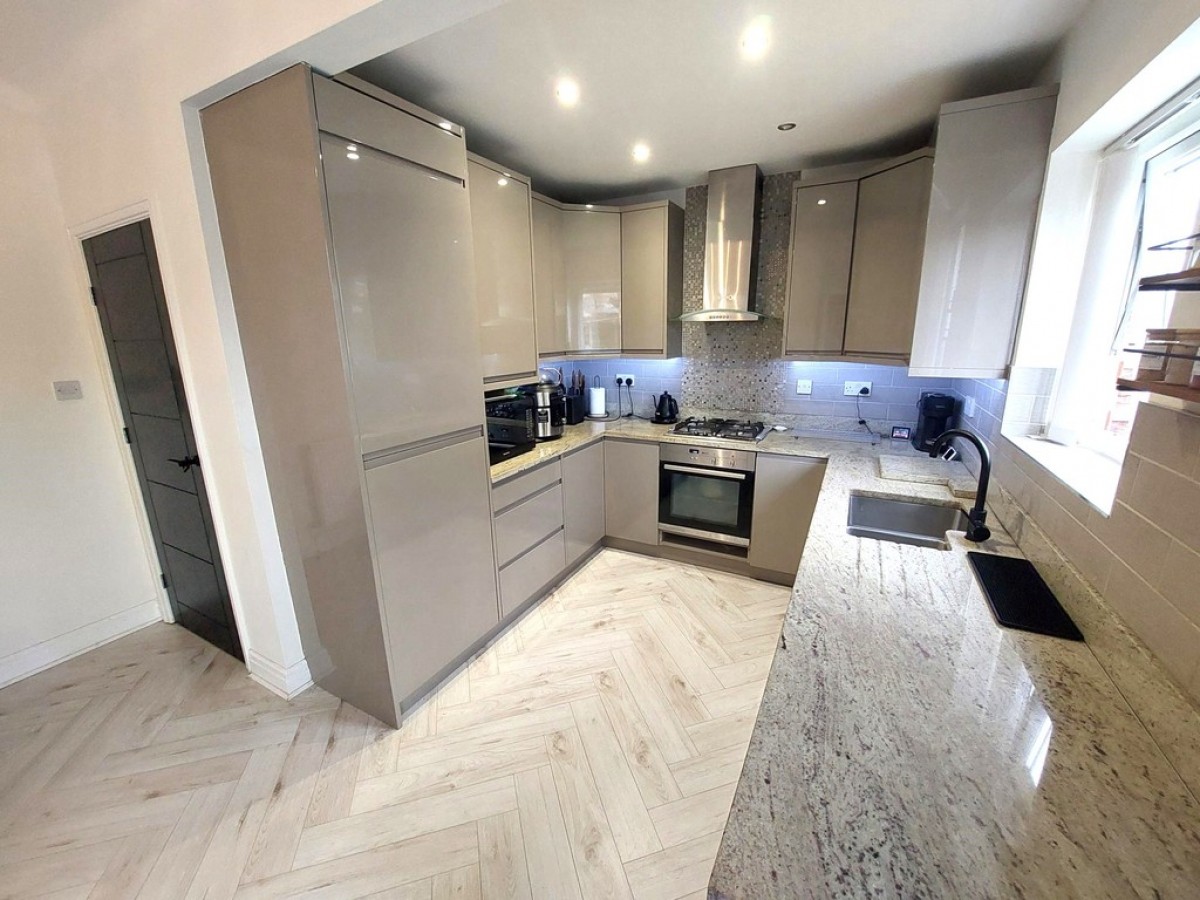 Heaton Street, Prestwich, M25