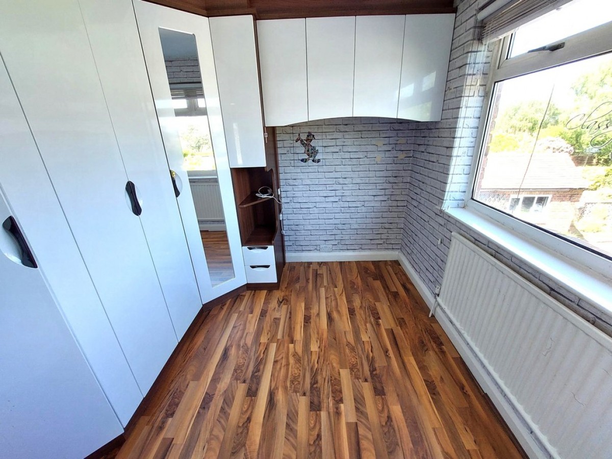 Sunnyfield Road, Prestwich, M25