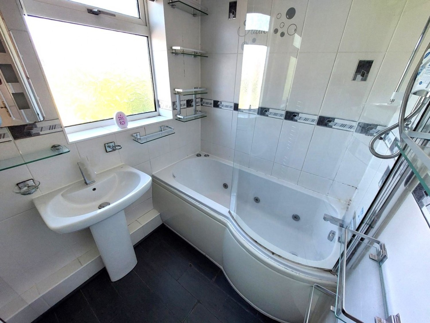 Sunnyfield Road, Prestwich, M25