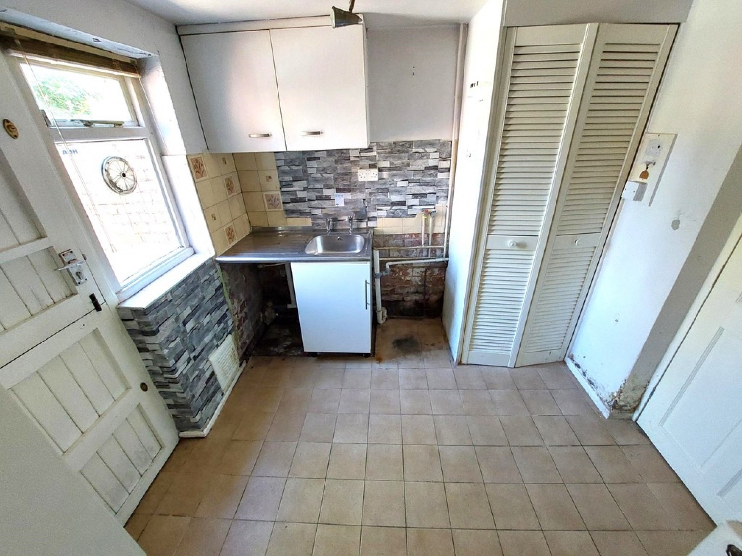 Sunnyfield Road, Prestwich, M25
