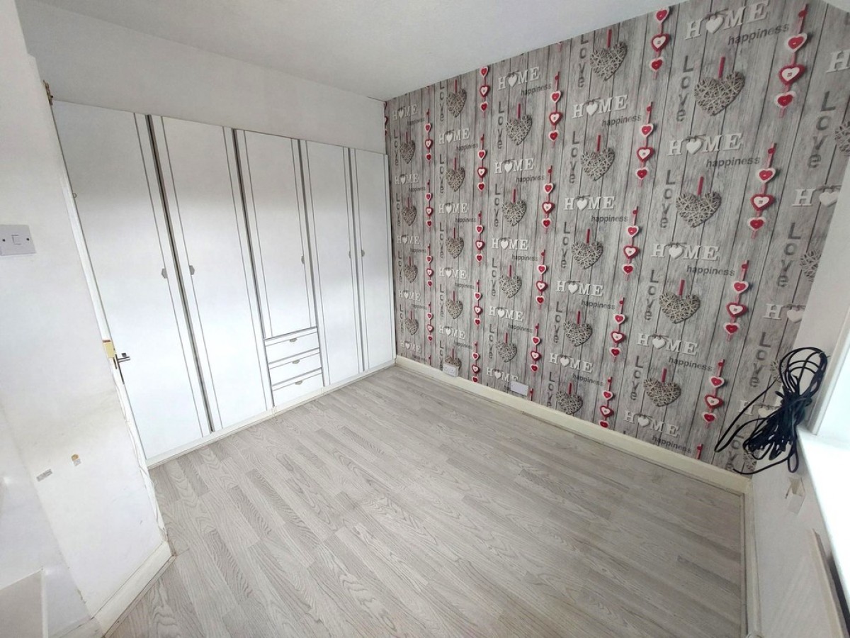 Errol Avenue, Blackley, M9