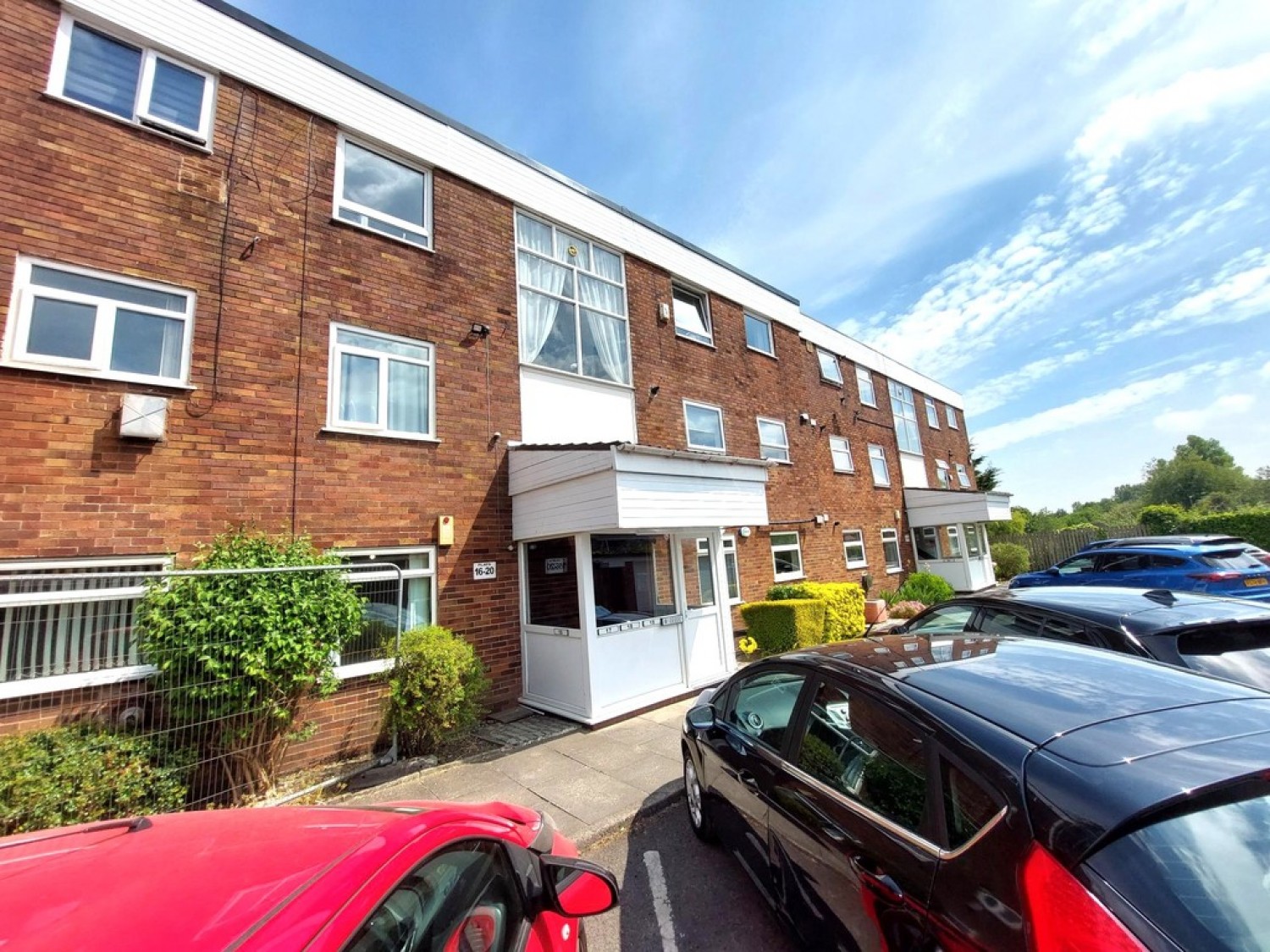Links View Court, Whitefield, M45