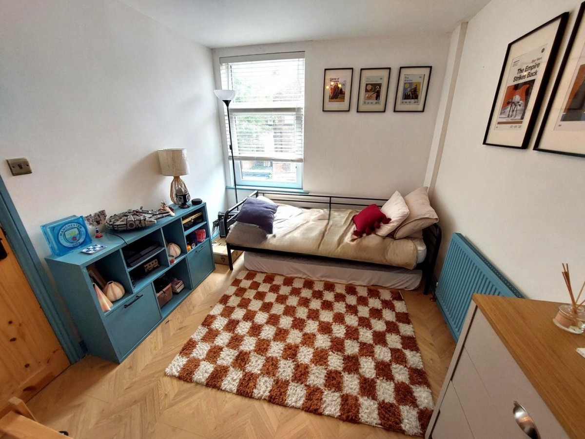 Ducie Street, Whitefield, M45