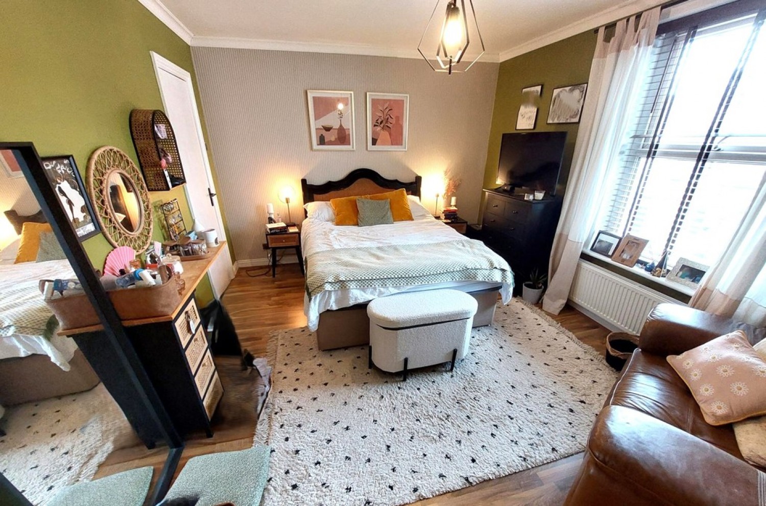 Ducie Street, Whitefield, M45