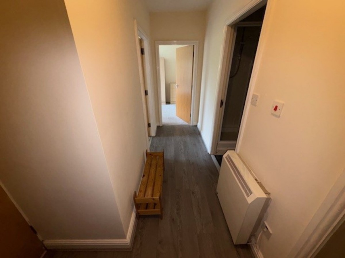 Apt 10, Richmond Court, 50 North George Street