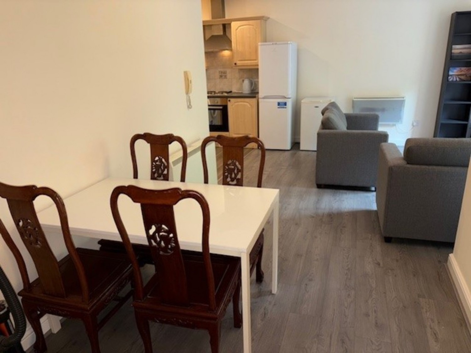 3 bedroom Flat for Letting Apt 10, Richmond Court, 50 North George Street