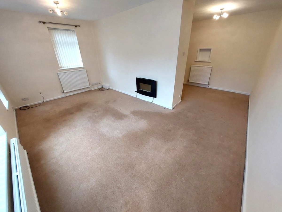 Woodhall Avenue, Whitefield, M45