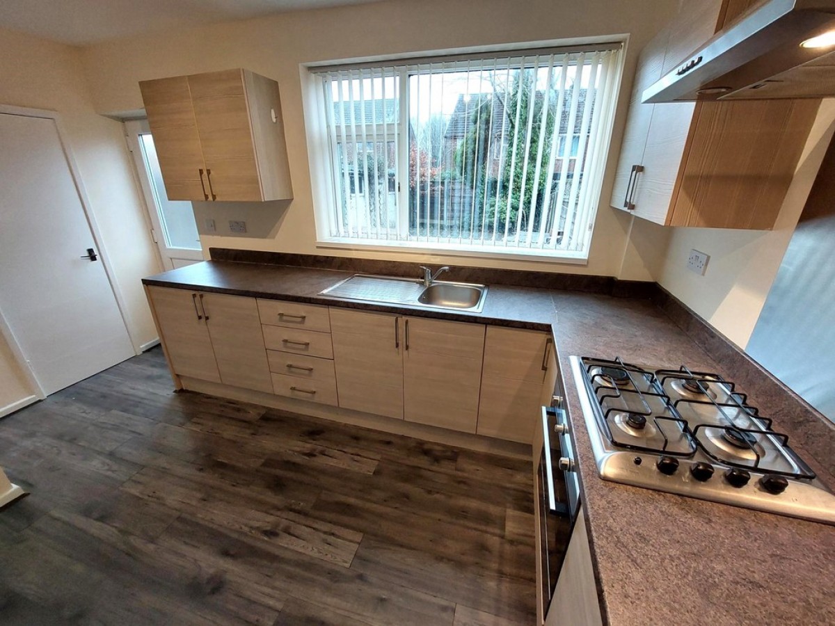 Woodhall Avenue, Whitefield, M45