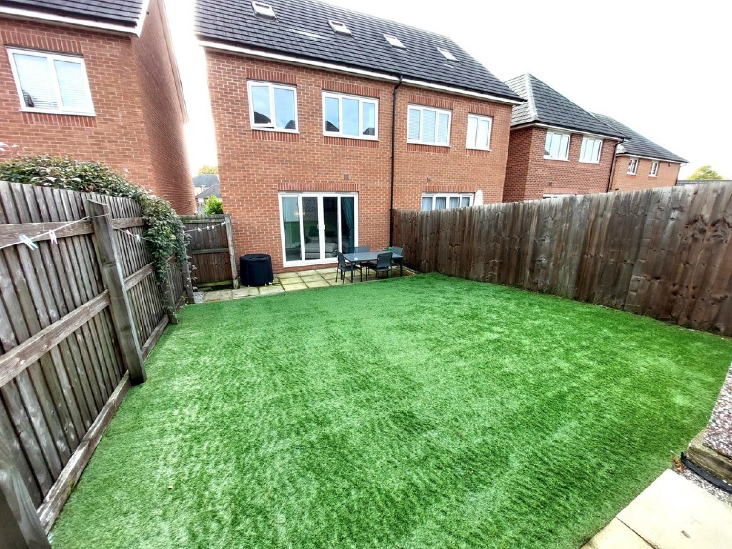 Oaks Close, Prestwich, M25