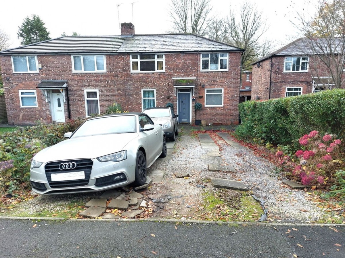 Bannerman Avenue, Prestwich, M25