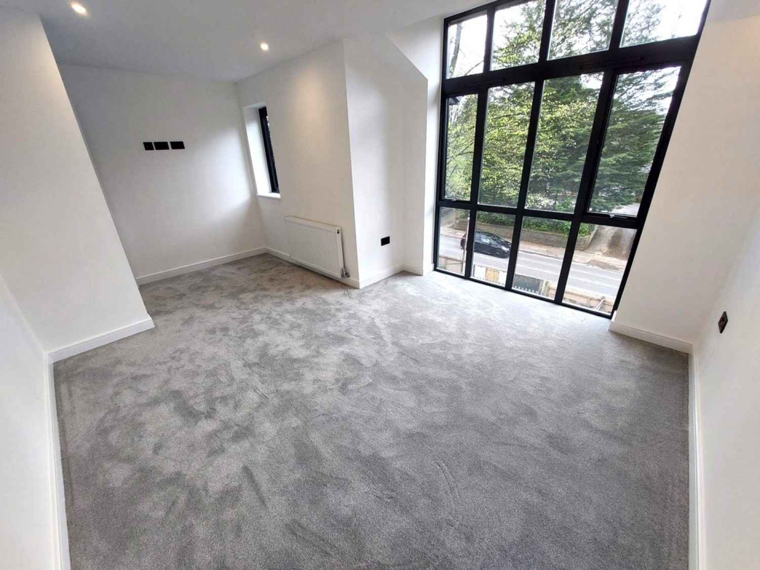 4 bedroom House for Sale Bury Old Road, Salford, M7