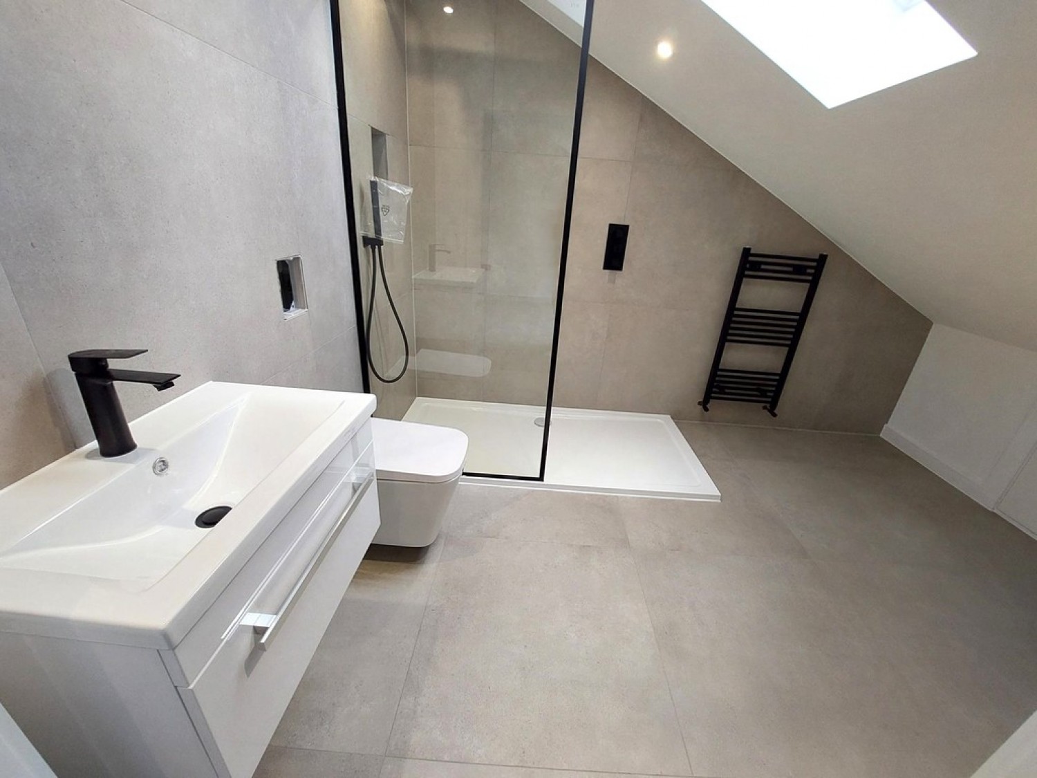 4 bedroom House for Sale Catherine Road, Crumpsall, Manchester