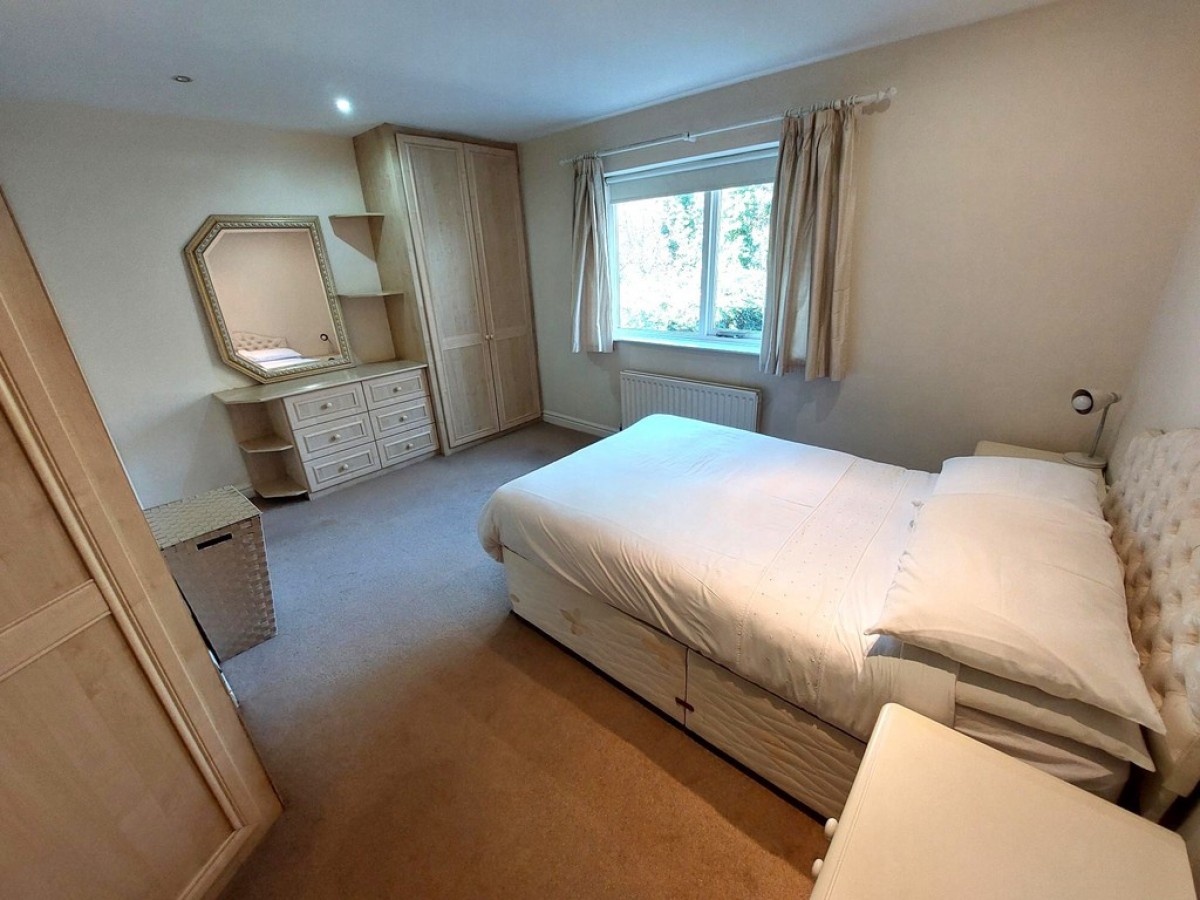 Oakleigh, St Anns Road, Prestwich, M25