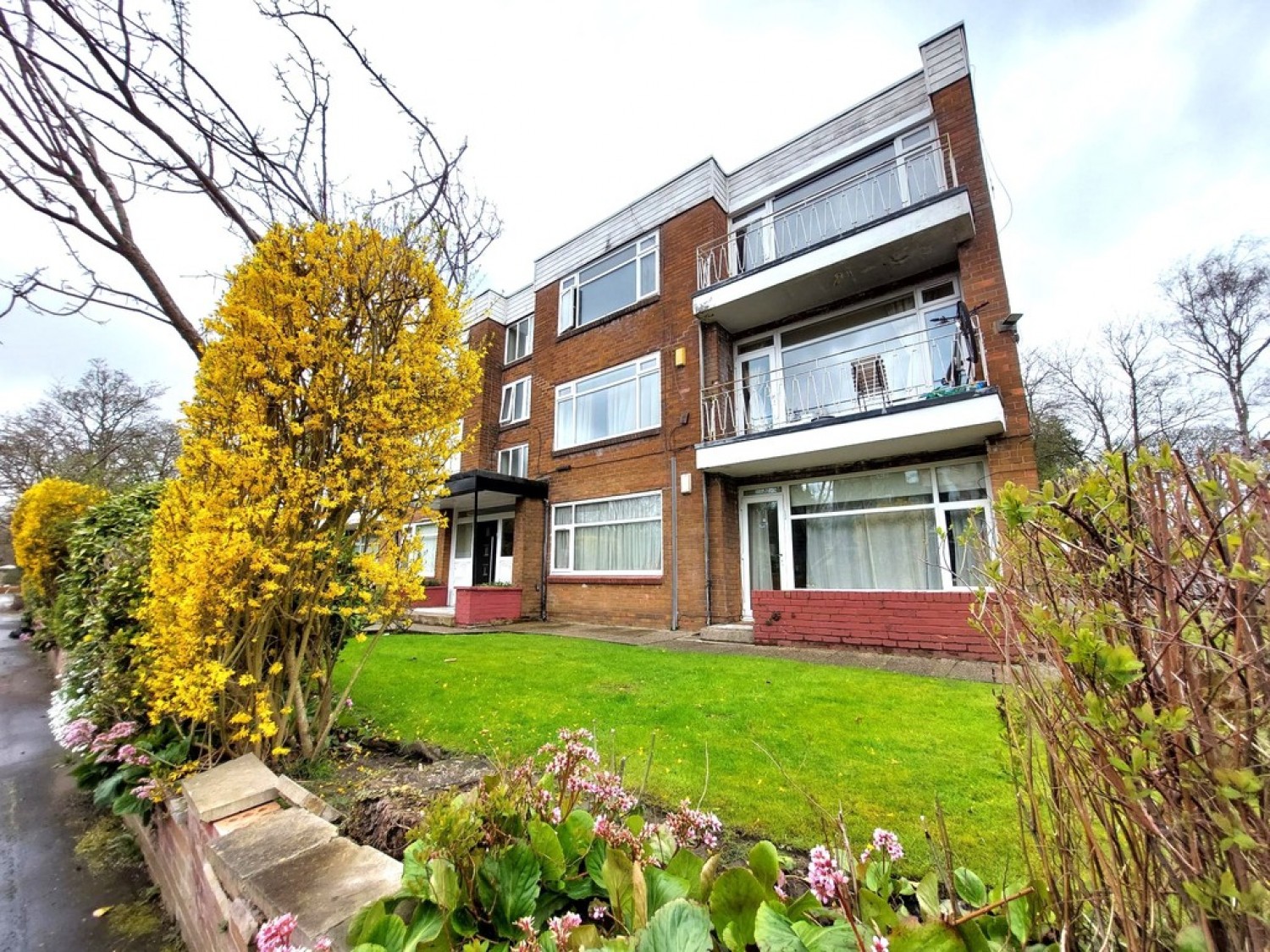 2 bedroom Flat for Sale Cavendish Court, Salford, M7