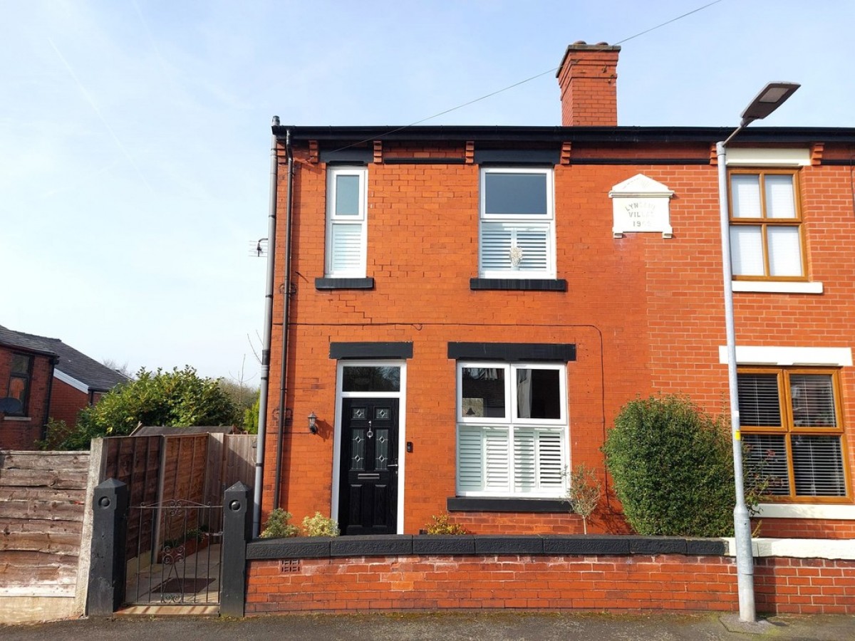 Walter Street, Prestwich, M25