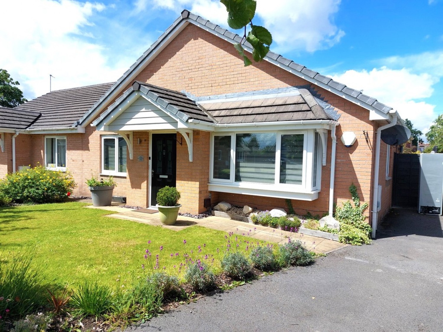 2 bedroom Bungalow for Sale Chanters Close, Blackley, M9