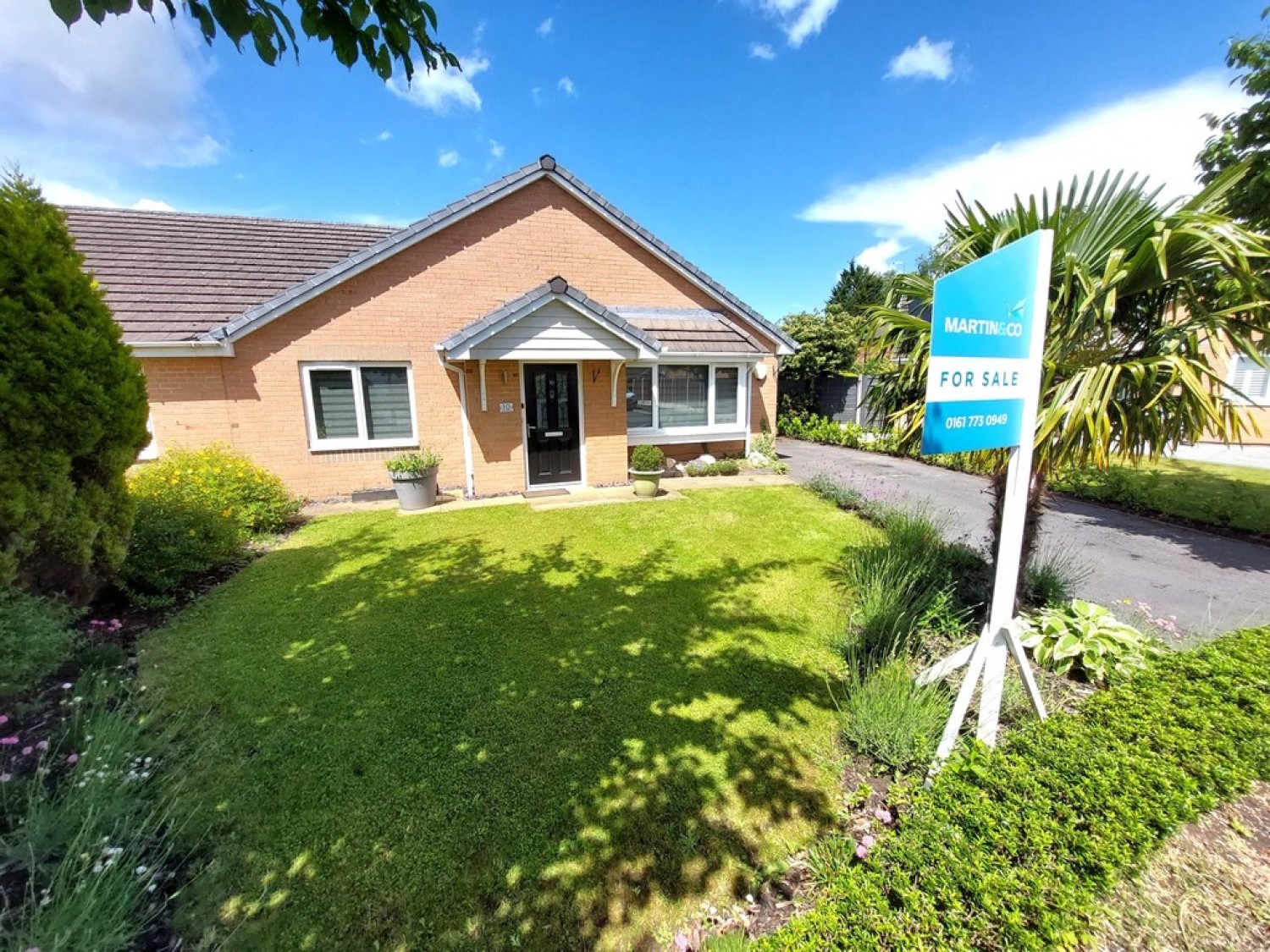 2 bedroom Bungalow for Sale Chanters Close, Blackley, M9