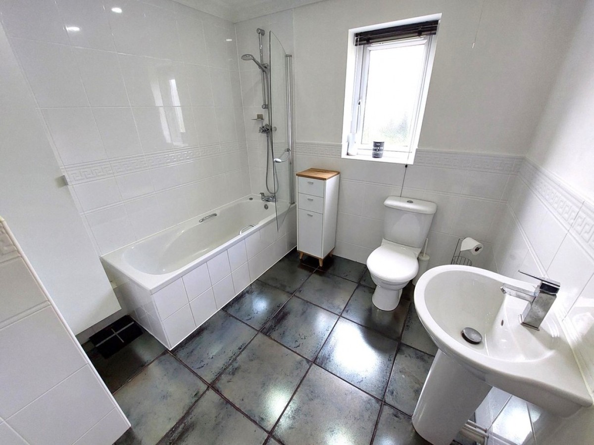 Chanters Close, Blackley, M9