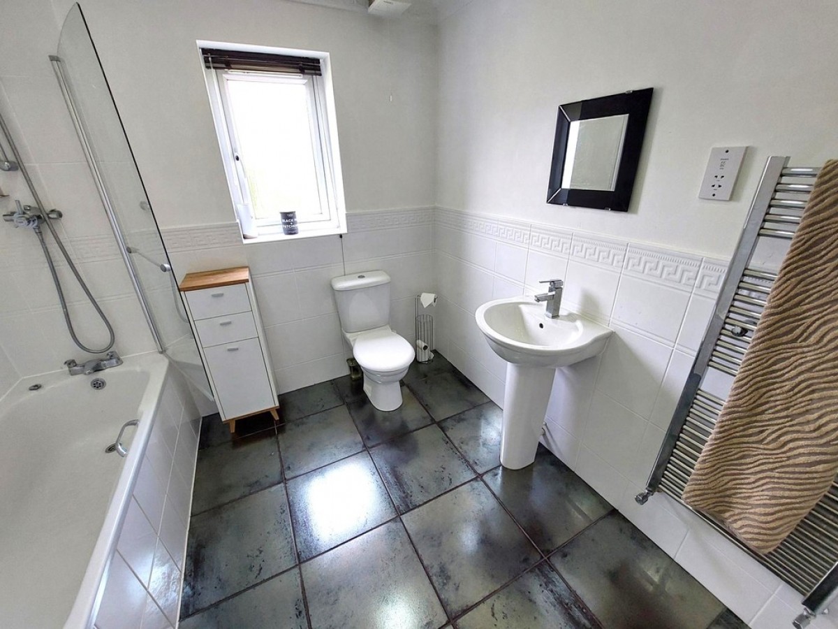 Chanters Close, Blackley, M9