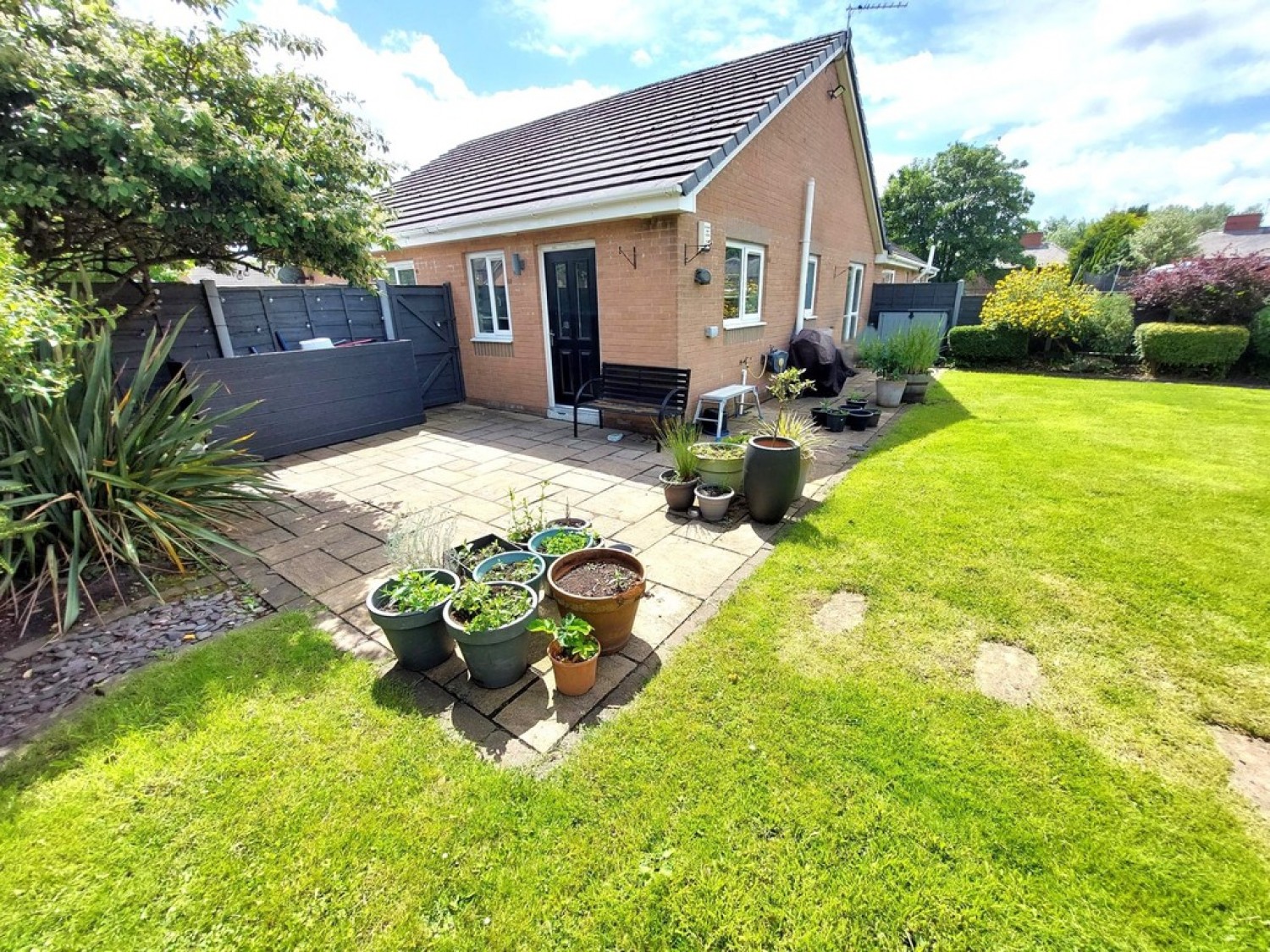 2 bedroom Bungalow for Sale Chanters Close, Blackley, M9