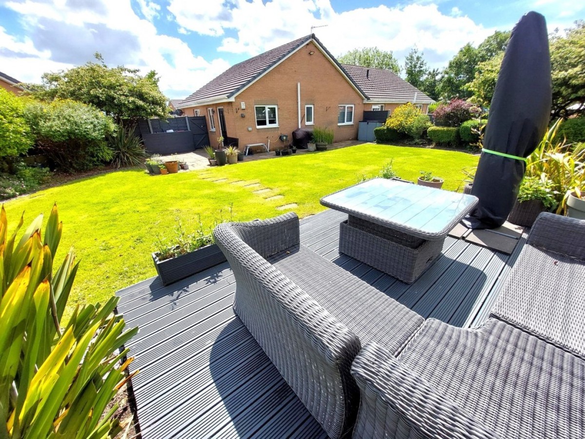 Chanters Close, Blackley, M9