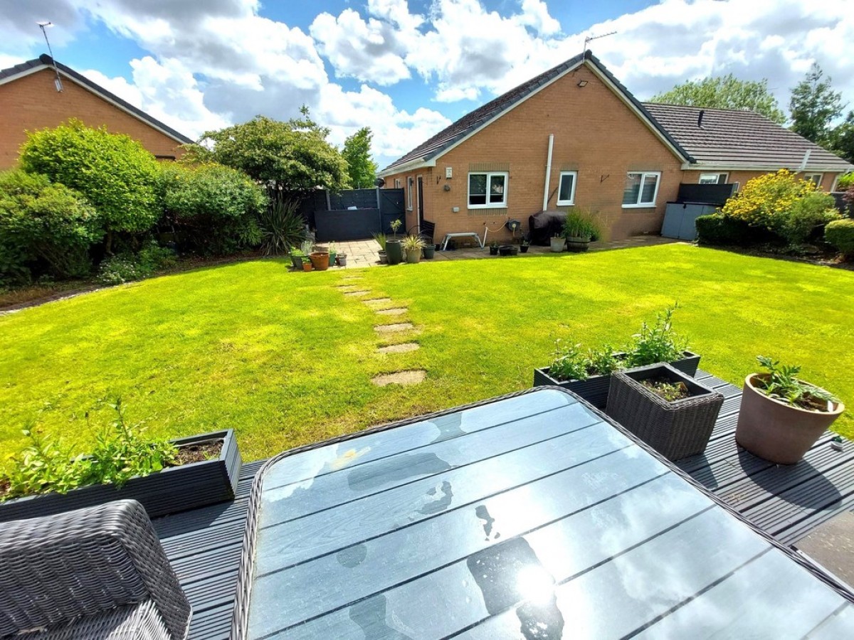 Chanters Close, Blackley, M9