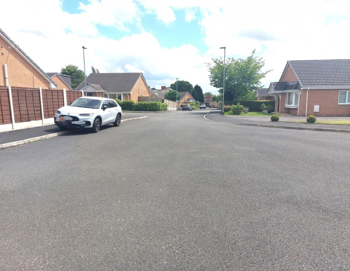 Chanters Close, Blackley, M9