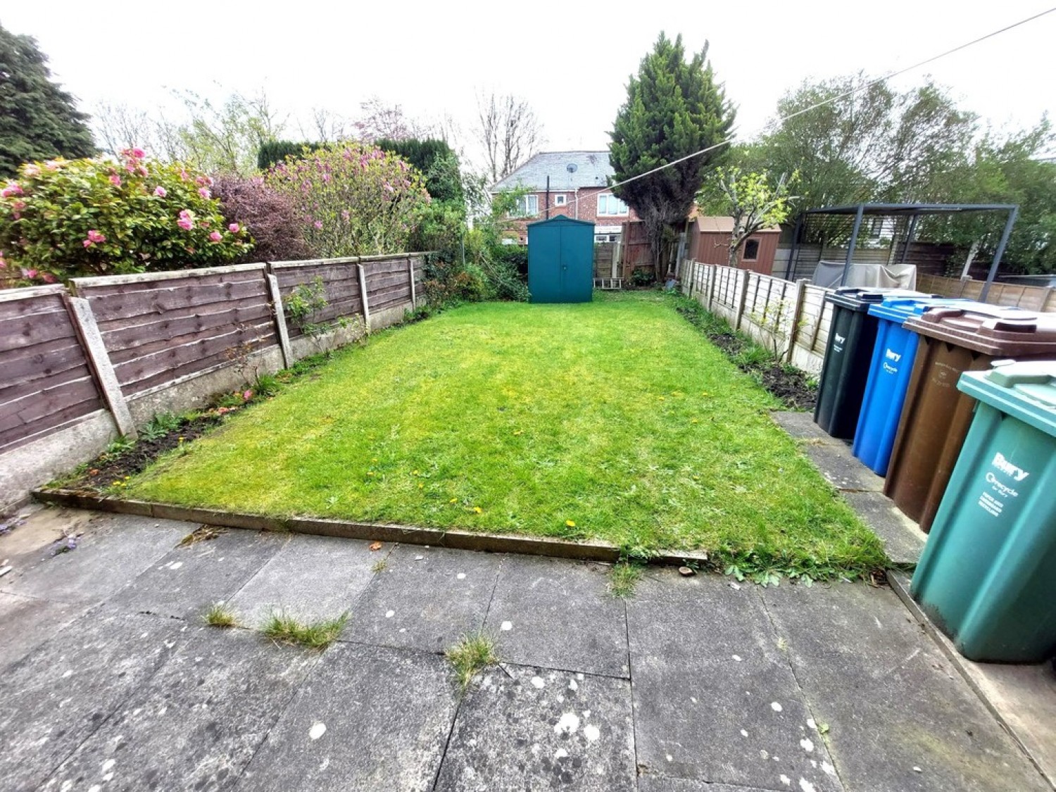 2 bedroom House for Sale Langley Grange, Prestwich, M25