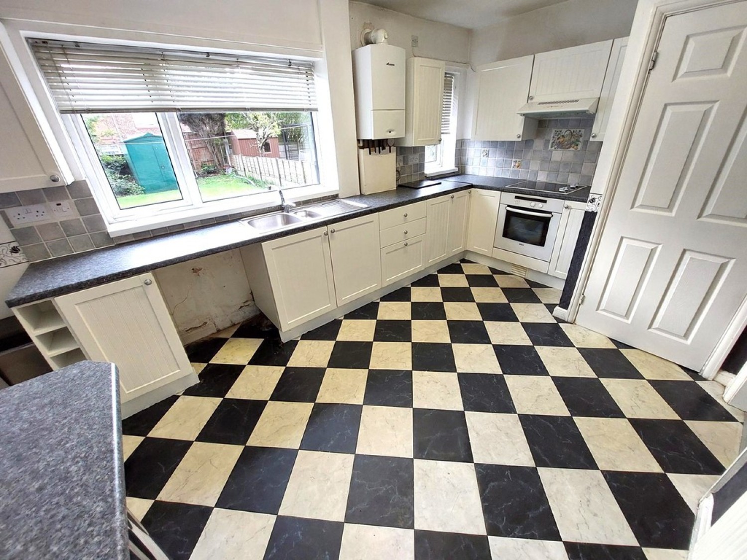 2 bedroom House for Sale Langley Grange, Prestwich, M25